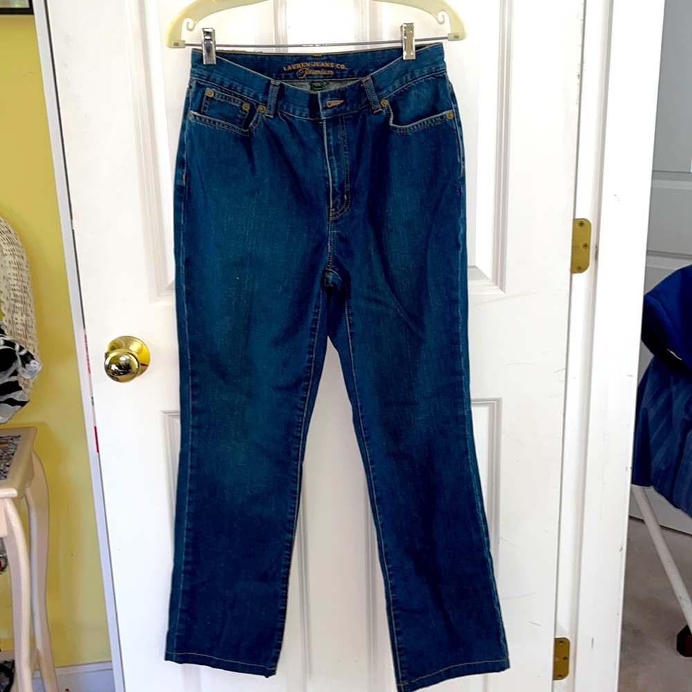 Vintage Like New! Women’s Lauren Jeans Company. Size 6. Straight leg.